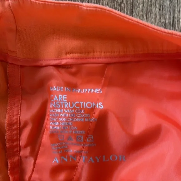 Ann Taylor Madison Skirt - Picture 5 of 6